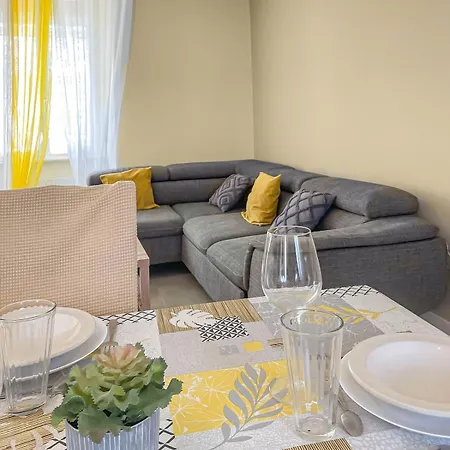 Prázdninový dům Maison Confortable Proche Des Plages Fleury (Manche)